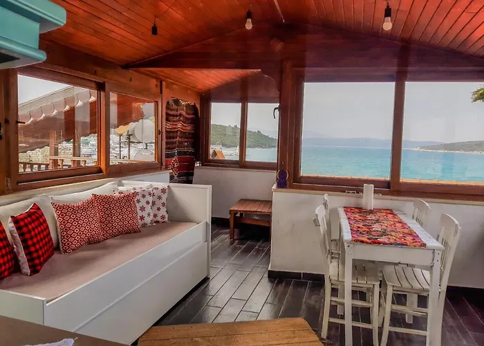 Sigacik Poseidon Boutique Hotel *